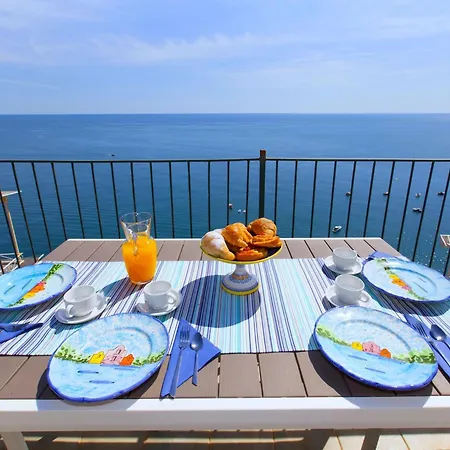 Near Grande Positano
